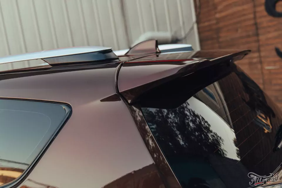 Предпродажная подготовка Toyota RAV4 в отделе детейлинга